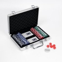 Покер в металлическом кейсе (карты 2 колоды, фишки 200 шт б/номинала, 5 кубиков), 20.5х29 см 278722s фото