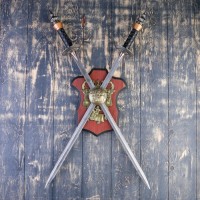 Сувенирное оружие на планшете «Рыцарский турнир», два меча на щите, 71см 1142356s фото